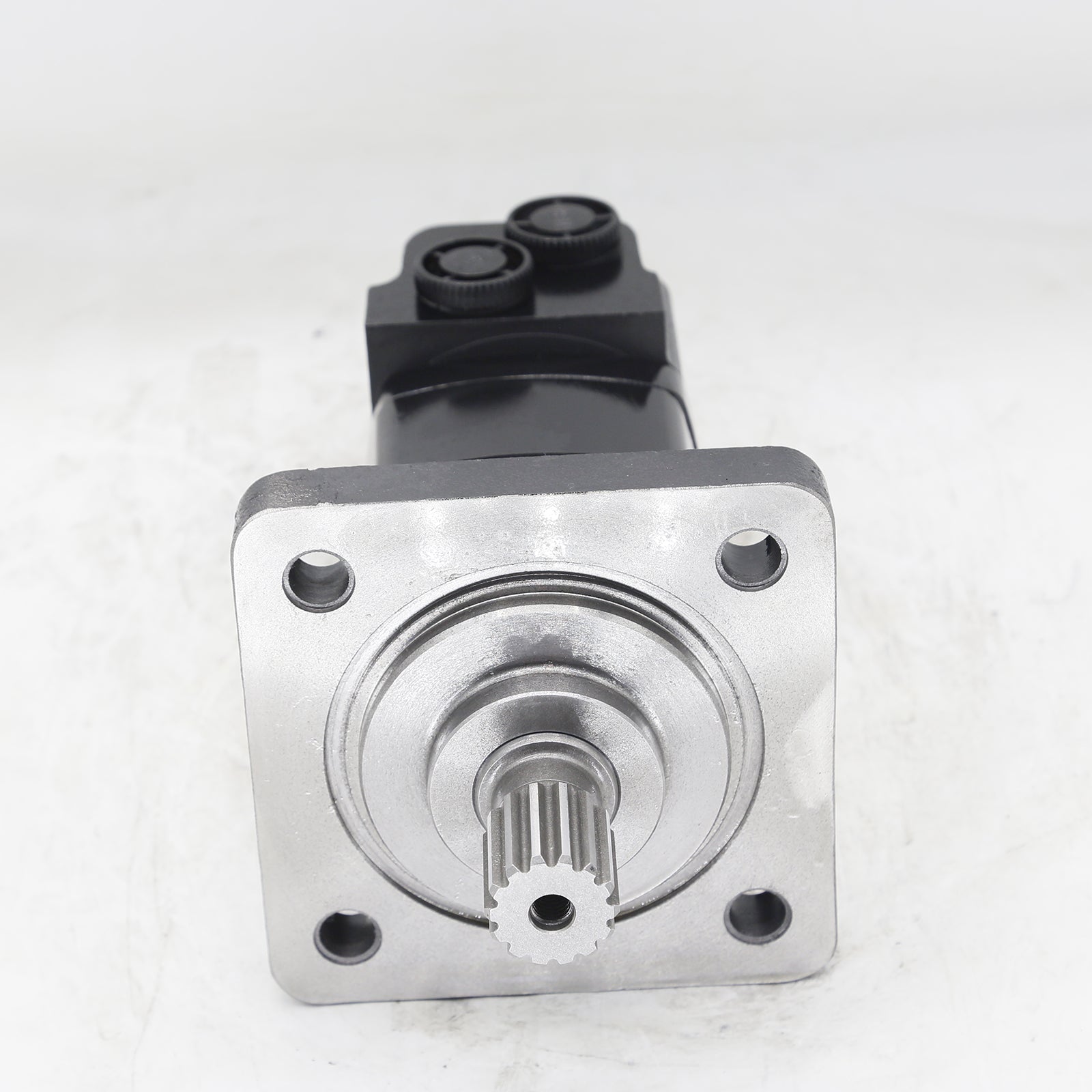 New Aftermarket 6674304 Hydraulic Motor 167-0005-001 1670005001 Compatible with Bobcat 453 463 S70 Skid Steer Loader